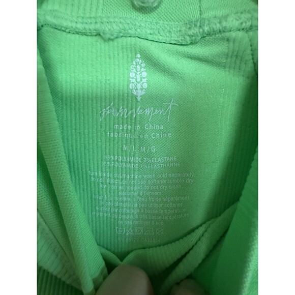 Free People Lime Green FP MOVEMENT Offside Layer Base Crop Top Stretch NWOT M/L - Picture 3 of 5